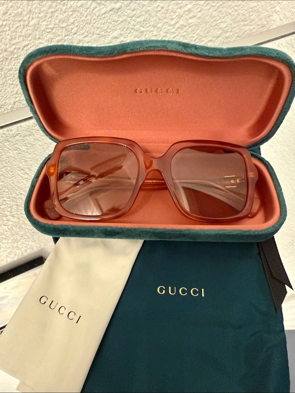 Gucci Amber Brown Oversized Square Women's Sunglasses Never worn